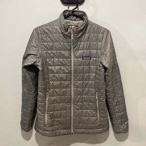 Patagonia Women’s XS Nano Puff Jacket